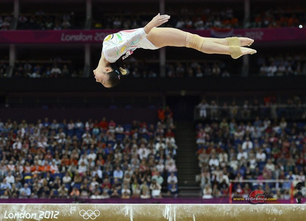 Gimnasia Artistica Categoria Femenina Viga De Equilibrio